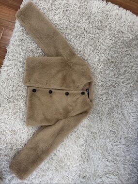 Zara Beige Faux-Fur Button Front Jacket